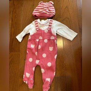 Mayoral pink cream new born 0-1 month onesie outfit with hat